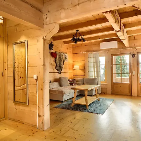 W Chmurach Gliczarow Feriehus